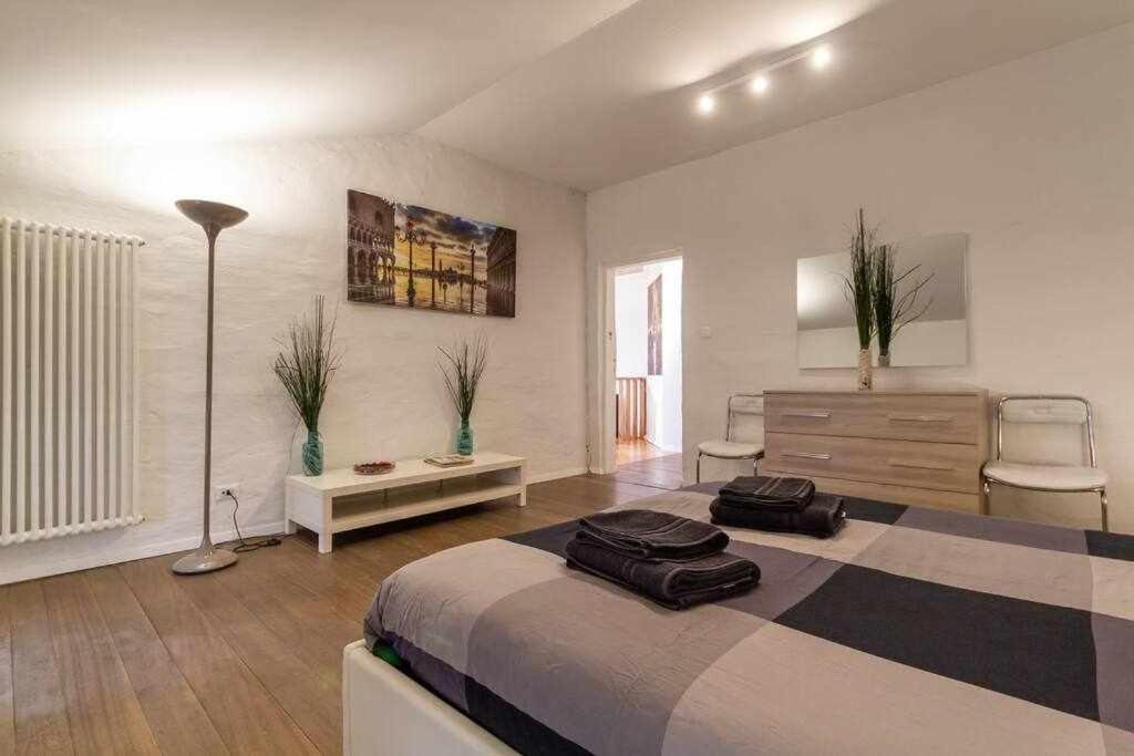 Attic Floor Venice Apartment Местре Екстер'єр фото